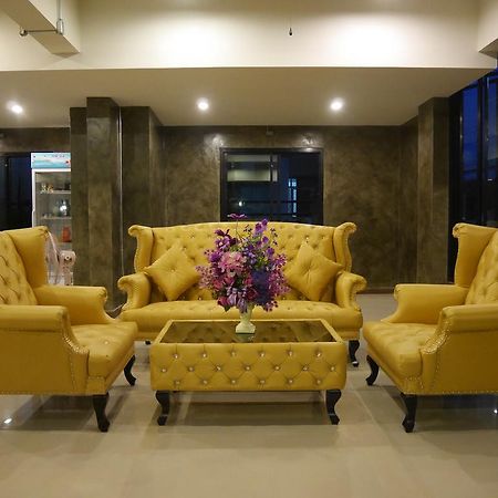 Green Garden Place Удон-Тхани Экстерьер фото